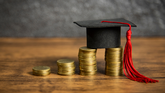 Ilustrasi beasiswa. Foto: Shutter Stock