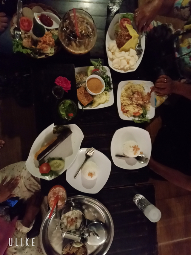 Makanan Kuliner Foto: Rijilli Fefuli