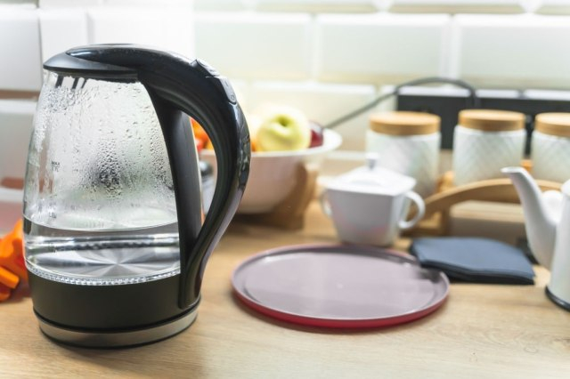 Bahan isolator sering dijumpai dalam kehidupan sehari-hari. Foto: iStock