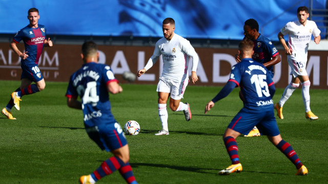 Pertandingan La Liga Santander antara Real Madrid vs SD Huesca di Estadio Alfredo Di Stefano, Madrid, Spanyol, Sabtu (31/10). Foto: Javier Barbancho/REUTERS