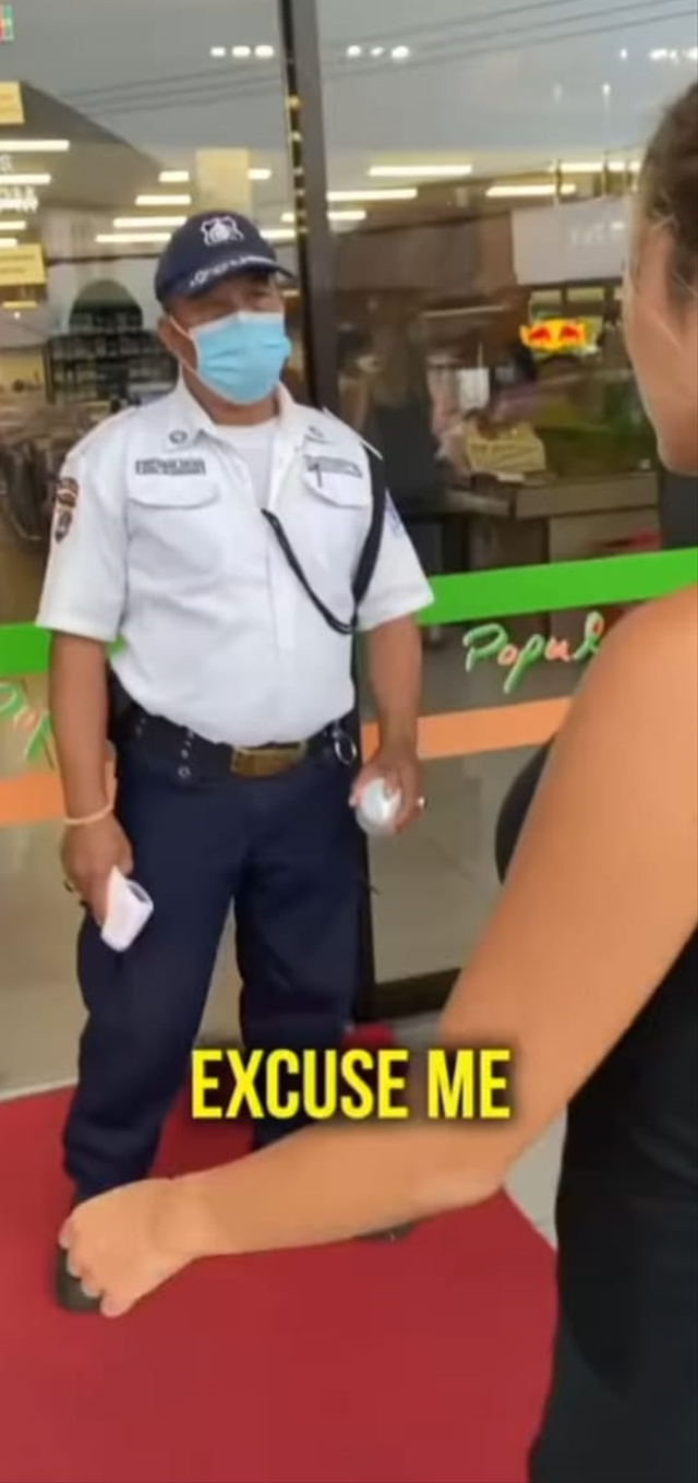 Viral bule melukis masker di wajah demi mengeleabui satpam
 Foto: Instagram @niluhdjelantik