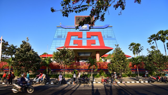 Ilustrasi pabrik rokok Gudang Garam di Kediri. Foto: Shutter Stock