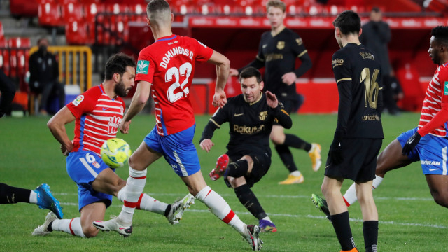 Pertandingan Granada vs FC Barcelona di Nuevo Estadio de Los Carmenes, Granada, Spain, Sabtu (9/1). Foto: Jon Nazca/REUTERS