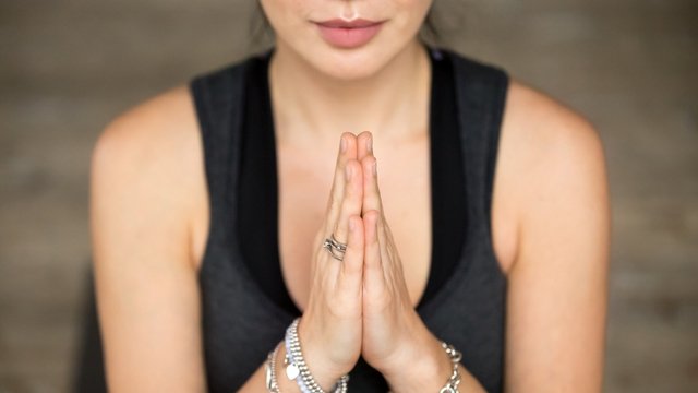 7 Pose Yoga untuk Tingkatkan Kesuburan agar Cepat Hamil Foto: Shutterstock