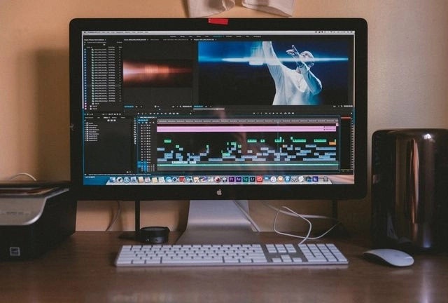 Ilustrasi cara merekam layar laptop Windows 10 (Foto: Unsplash).