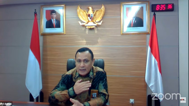 Ketua KPK Firli Bahuri di Webinar Nasional bertajuk Mewujudkan Dunia Usaha Tanpa Korupsi yang digelar secara daring, Rabu (28/4). Foto: Dok. Istimewa