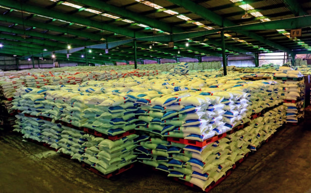 Produksi pupuk di PT Pusri Palembang. (Foto. Humas Pusri)