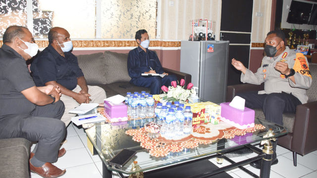 Rapat koordinasi MRP dan Polresta Jayapura Kota. (Dok Humas Polresta Jayapura Kota) 