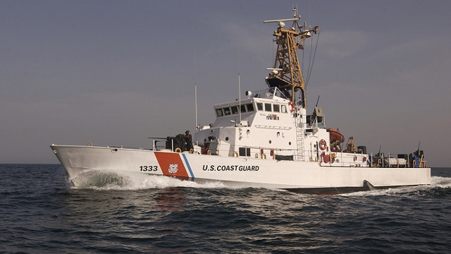 Kapal penjaga pantai Amerika Serikat (USCGC) Adak yang akan dijual ke Indonesia. Foto: Dok. USCGC