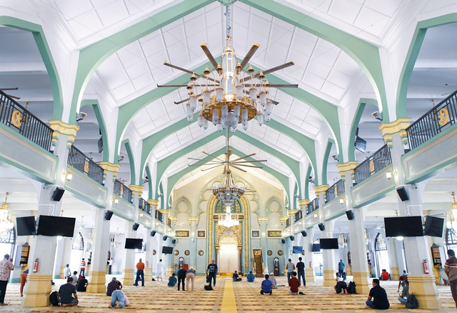 Ilustrasi persiapan ceramah Ramadhan. Sumber: Unsplash
