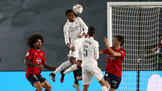 Pertandingan Real Madrid vs Osasuna di Estadio Alfredo Di Stefano, Madrid, Spanyol, Sabtu (2/5). Foto: Susana Vera/REUTERS