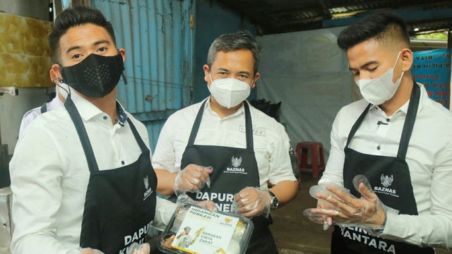 BAZNAS gelar dapur kuliner Nusantara dan nuka bersama anak yatim. Foto: BAZNAS