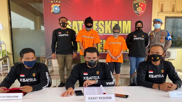 EKSPOSE kasus selingkuhan bersama ibu kandung membunuh bayi 2 tahun di Kabupaten Bengkalis, Riau. 