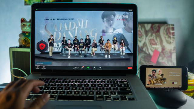 Serial orisinal MAXstream 'Sajadah Panjang' Foto: Telkomsel