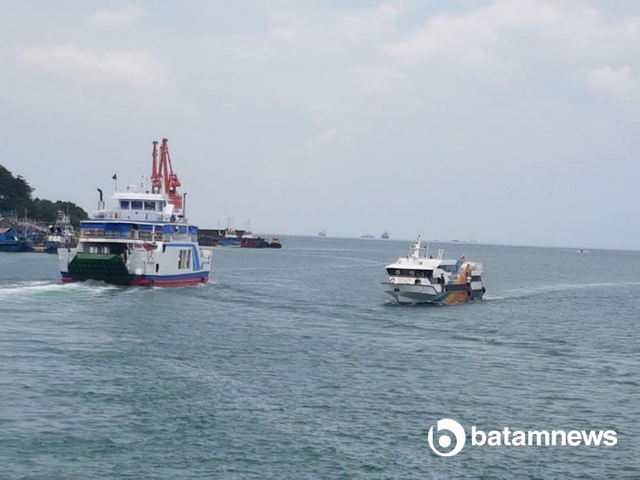 Kapal Roro dan Feri di Perairan Punggur, Kota Batam dipastikan tetap beroperasi selama 6-17 Mei 2021. (Foto: Ikhsan/Batamnews)