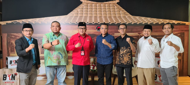 Sejumlah Sekjen Parpol Koalisi Jokowi berkumpul di DPP PDIP. Foto: Dok. Istimewa