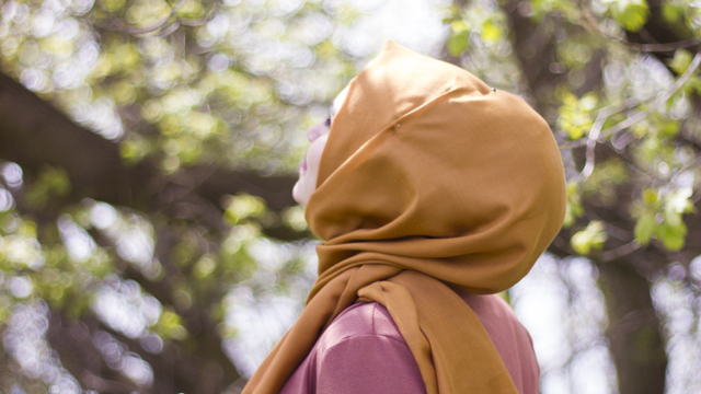 Ilustrasi wanita dermawan. Foto: Unsplash.com/photographybyifrah