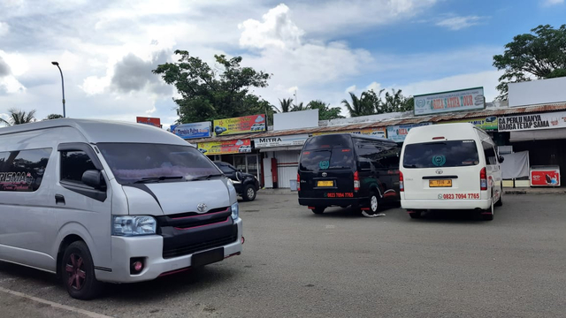 Transportasi umum tetap diizinkan beroperasi di enam zona aglomerasi di Aceh selama periode libur Idul Fitri 2021. Foto: Habil Razali/acehkini