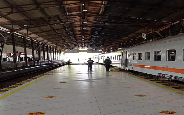 Stasiun Kereta Api Madiun circa 2018. Bagi mereka yang pulang kampung ke Kabupaten Magetan, stasiun ini menjadi persinggahan terakhir. (dok: pribadi)