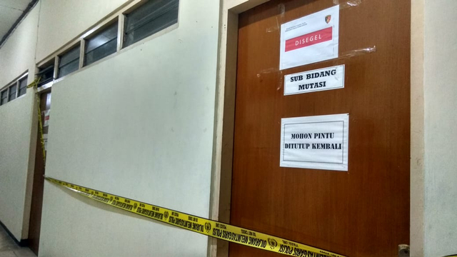 Ruangan Kasisub Mutasi Badan Kepegawaian Daerah Pemkab Nganjuk yang disegel KPK. Foto: Dok. Istimewa
