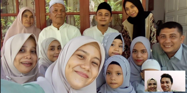 Reza Fahlevi yang kini menetap di Jakarta bersama istrinya melakukan panggilan video (video call) dengan keluarga besarnya di Aceh pada pagi Lebaran pertama. Foto: Dok. Pribadi 