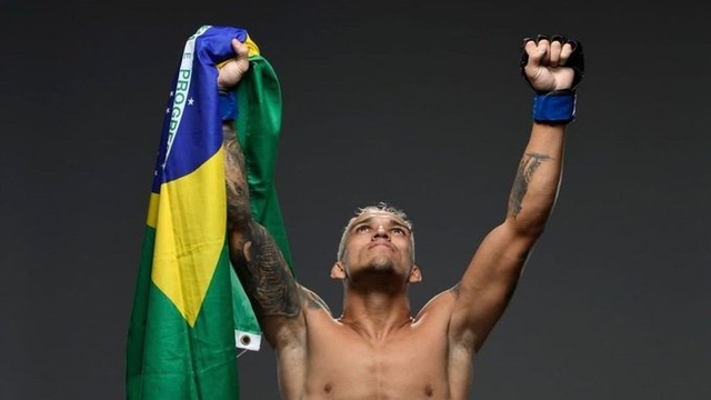 Charles Oliveira. Foto: Instagram/@charlesdobronxs