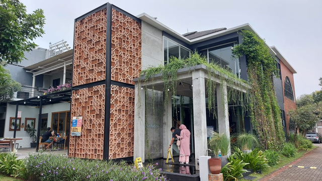 Suasana Bruno Cafe in The Park di Pasar Minggu. Foto: Azalia Amadea/Kumparan