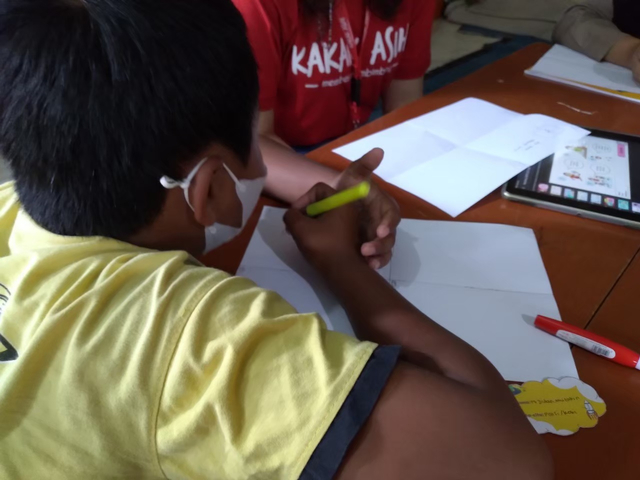 Proses pengajaran Komunitas Daerah Kakak Asuh. Dok: pribadi