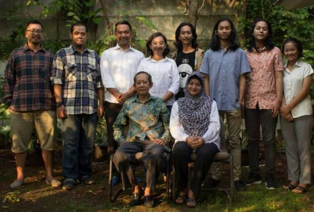 Teguh Esha Wafat Terpapar COVID-19, Ini Kisah Putra Sulungnya