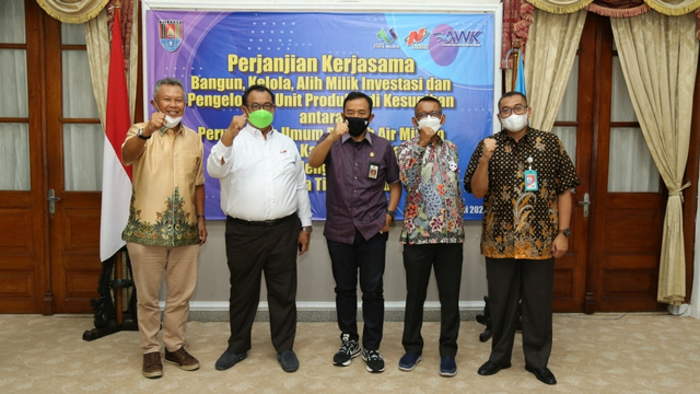 PT Nindya Karya (Persero) melakukan pembentukan serta pengembangan anak usaha baru yang diberi nama PT Nindya Tirta Unggul, Selasa (18/5). Foto: Nindya Karya