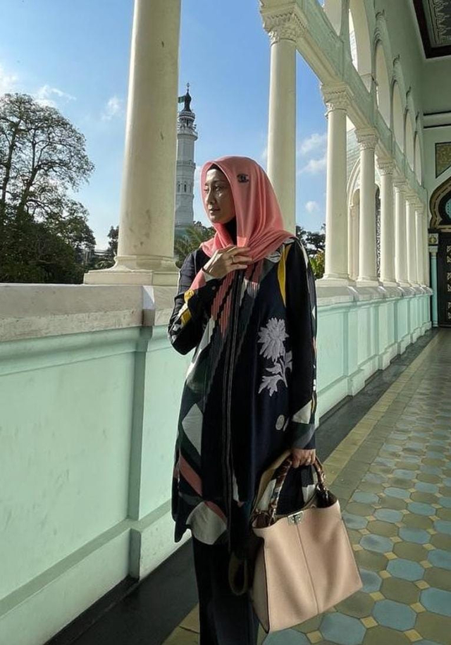 Desy Ratnasari. Foto: Instagram/@desyratnasariterdepan