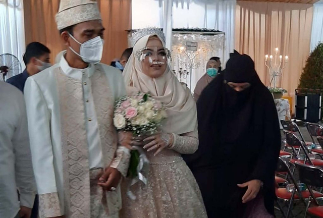 Ini Para Pejabat yang Hadir dalam Resepsi Pernikahan UAS-Fatimah di Gontor