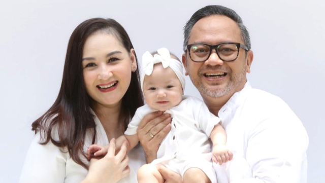 Anak Mona Ratuliu Alami Alergi saat Diberikan Kacang Telur, Kok Bisa? Foto: Instagram/@monaratuliu