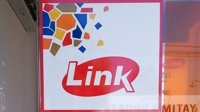 Ilustrasi ATM Link. Foto: Shutter Stock