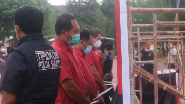 Para tersangka jual vaksin di Kota Medan. Foto: Rahmat Utomo/kumparan