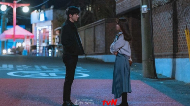 Sekuel Doom at Your Service. Dok. IMDb