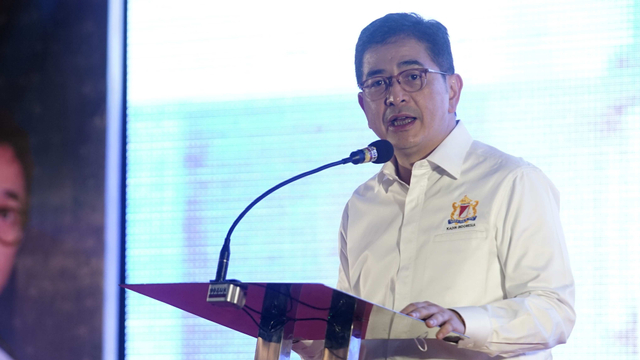 Calon Ketua Umum Kadin Indonesia 2021-2026 Arsjad Rasjid bersama Ketua Umum Kadin Provinsi Nusa Tenggara Timur Abraham Paul Lianto saat silaturahmi dengan Pengurus Kadin NTT dan pelaku usaha di Kupang, NTT, Sabtu, (23/5). Foto: Dok. KADIN