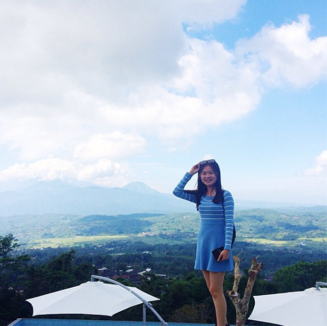 Penampilan modis Felicia Tissue. Foto: Instagram/feliciatissue