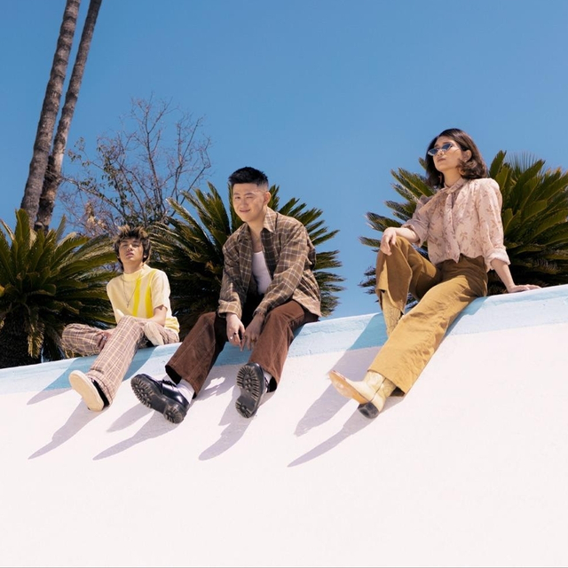Rich Brian, NIKI, dan Warren Hue dok 88rising