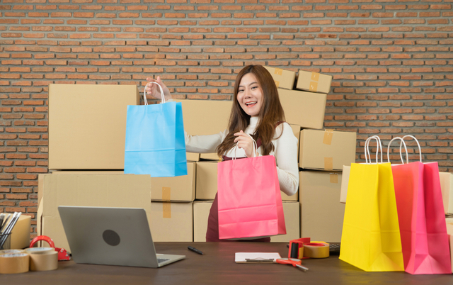 Ide bisnis online yang cocok untuk milenial. Foto: Shutterstock