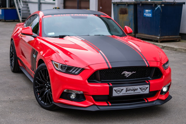 Ilustrasi mobil sport (Foto: Pixabay)