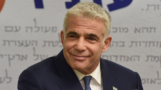 Pemimpin oposisi Israel, Yair Lapid. Foto: Debbie Hill/AFP
