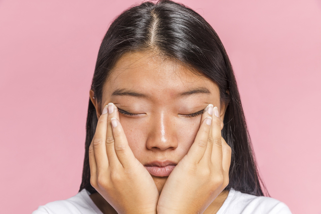 Ilustrasi Perempuan Kulit Kusam. Foto: dok. Freepik