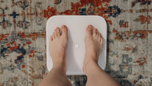 Ilustrasi berat badan ideal tinggi 155. (Dok. Pexels/Pavel Danilyuk)