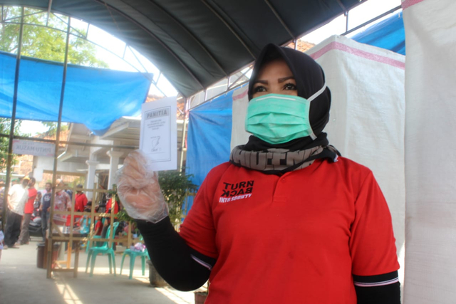 Kepala Desa Majasari terpilih, Hj. Lely Uliyah. (Tomi Indra)
