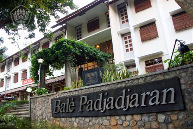Lokasi Bale Padjajaran di dalam kampus UNPAD. Sumber: Flickr.com - Universitas Padjadjaran