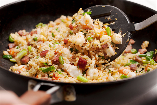 Ilustrasi resep nasi goreng spesial restoran. Sumber: Unsplash