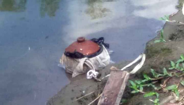 Warga Magetan Geger Temukan Kendil Berisi Telur Busuk, Dikira Bayi