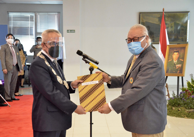 Dekan baru FKG Universitas Moestopo. Foto: Dokumen Universitas Moestopo