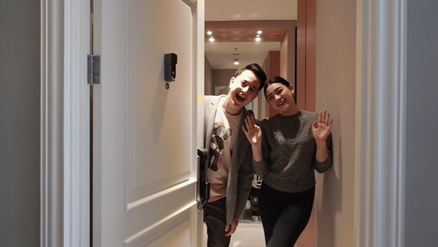 Apartemen Billy Davidson. Foto: YouTube